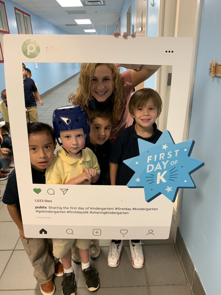 DalraidaPPA's tweet image. More pics from the #firstdayofK boohoo to yahoo breakfast sponsored by #publix Dalraida Commons. Thank you #billnyethepublixguy for being so generous!