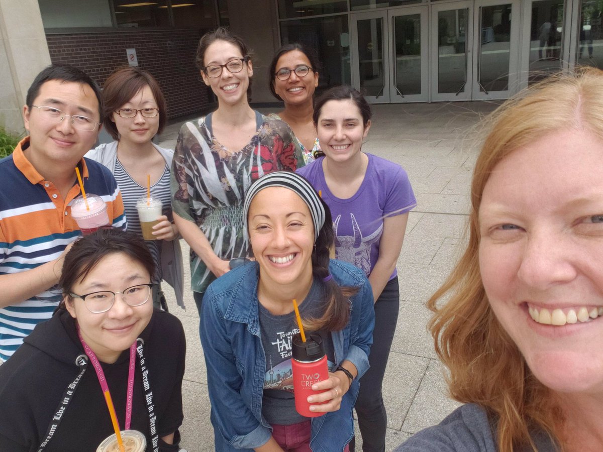 EnviroChemUofT's tweet photo. A mid-cleaning break for coffee and selfies #MurphyGroup https://t.co/TbERvAzuPM
