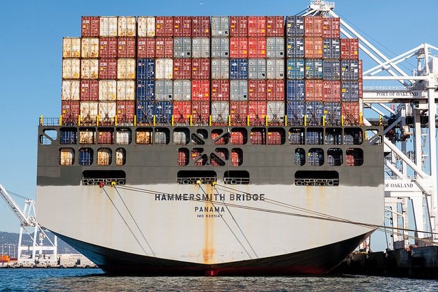 PortofOakland's tweet photo. Port of #Oakland set all-time import cargo record in July; exports rally, too, up 10 percent for fifth-straight monthly increase https://t.co/ML8Nb6xS6I #tradewar #trade #cargovolume #containervolume #port #ports #maritime #recordcargo #recordvolume @AAPA_Seaports https://t.co/17VpmVpBjE
