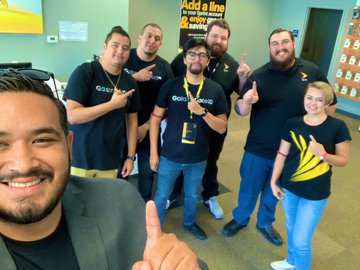 CVS_EW's tweet photo. Successful reskill workshop wrapped up here at SHW. We talked ways of building value for our customers while creating a one of a kind customer experience. Watch out for them this weekend! #FRS #Reskillin #HaveFUN @NorCal_WL @Pkushn @wl_byoung @JamesLeeWC @darthsaul77 @EliSprint https://t.co/8lYCxv6mbN