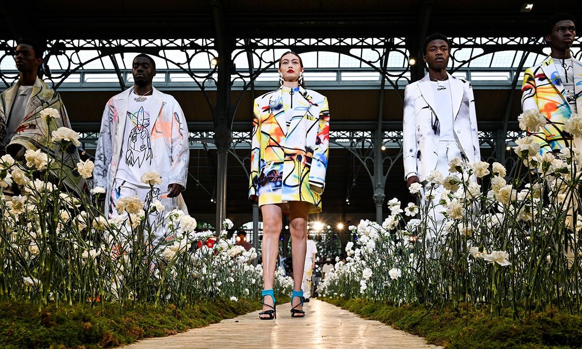 Farfetch's New Guards acquisition foretells the future of streetwear:

👀👀👀

bit.ly/2yPTHac