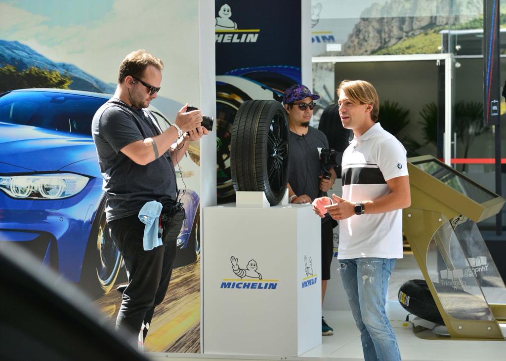 augustofarfus's tweet photo. #Mtown de volta no #Brasil! 🇧🇷
Evento TOP #Mdays na pista de  @InterlagosTrack ! 😎

#BMW #BMWMMotorsport #BMWM #RACETHELIMIT https://t.co/S5Uy1kiJ6w