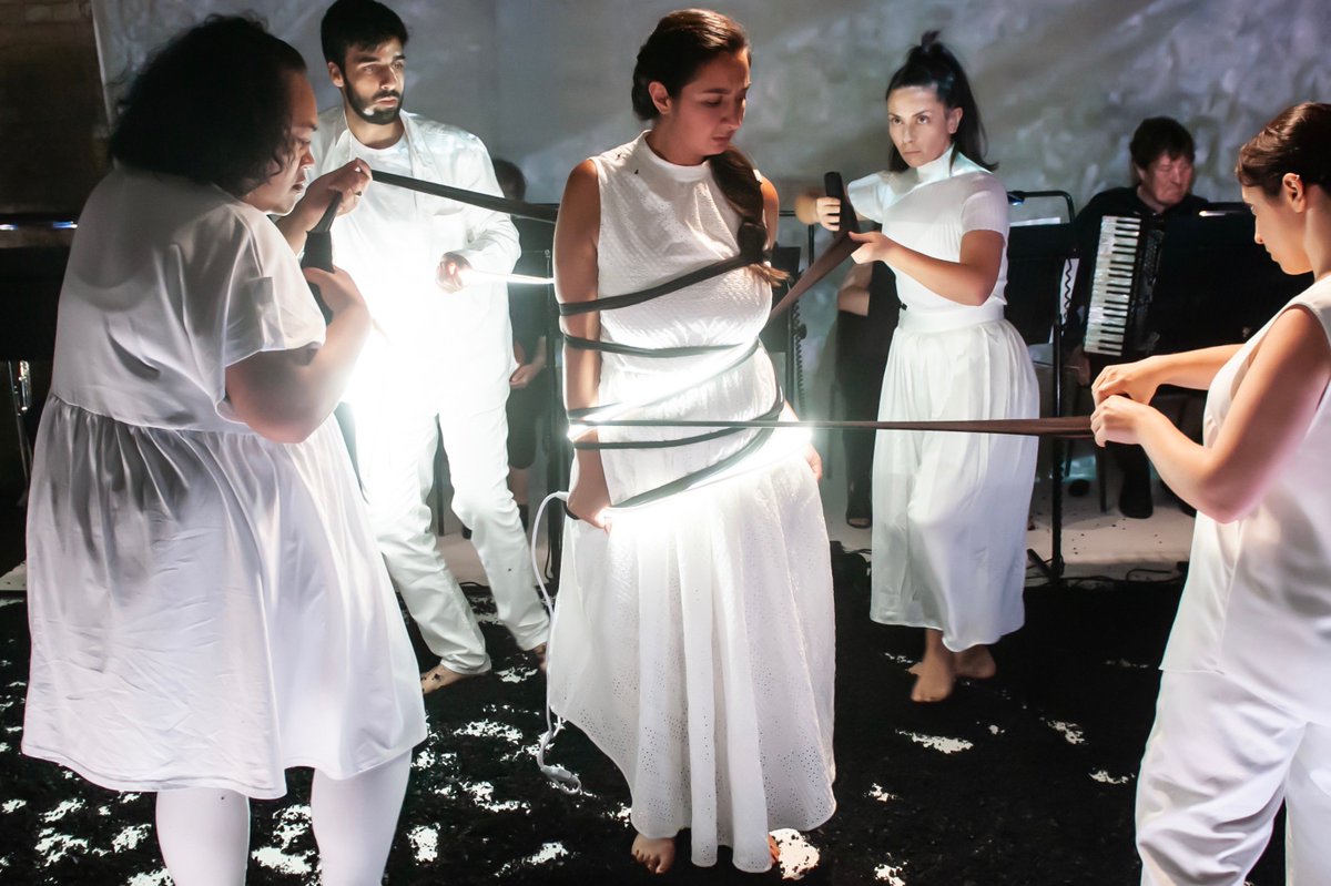 Take a first look at #SilkMoth, which has four performances over today and tomorrow at #Grimeborn.

arco.la/moth

📸 <a href="/lidiacrisafulli/">lidia crisafulli</a>