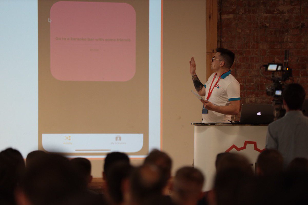 iThink_meetup's tweet photo. Виталий Резцов и Андрей Вергунов, “Пишем приложение на следующий год”
- используем SwiftUI
- используем Combine
- используем CloudKit. https://t.co/Vw7nb1FGCp