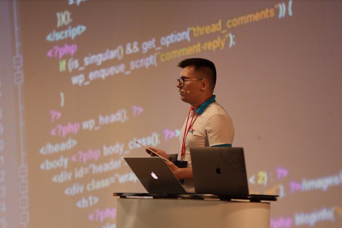 iThink_meetup's tweet photo. Виталий Резцов и Андрей Вергунов, “Пишем приложение на следующий год”
- используем SwiftUI
- используем Combine
- используем CloudKit. https://t.co/Vw7nb1FGCp