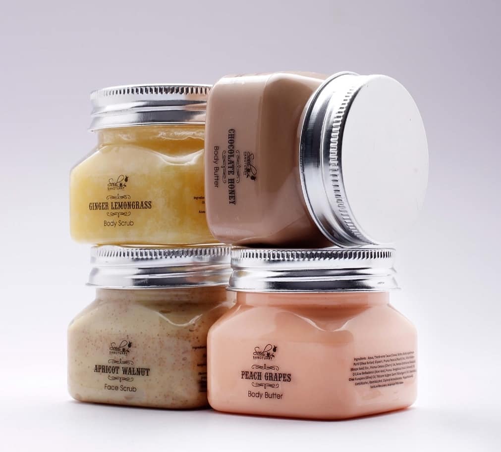 Zillonlife_GL's tweet photo. Celebrate the beautiful bond of a brother-sister relation this Raksha Bandhan by gifting your sister what she loves. Here is a list of our Soul Sanctuary products that you can choose for your sister.

https://t.co/Pd0zkTKW9Q

#SoulSanctuary #skincare #skincareroutine #beauty https://t.co/iqjp6gqfDo