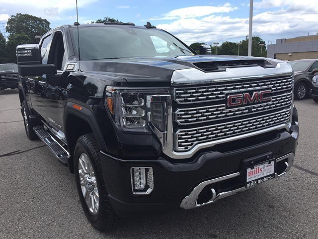 millsmotors's tweet photo. The 2020 GMC Sierra 2500HD Trucks are landing at Mills Buick GMC! This Denali truck is a beauty. https://t.co/WVuy8MIRnf