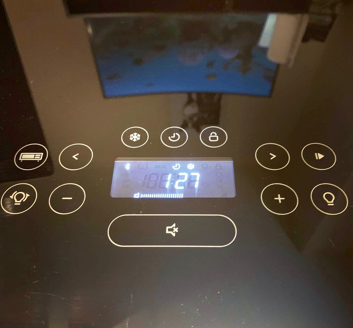 spilledbagofice's tweet photo. Tech Gadget heads looking for a smart Coffee Table? fridge drawer, bluetooth speakers... I feel like it's not getting seen by the right people in the furniture section. It's so, so dope. HMU! Can also bring back to LA for you. https://t.co/dL9nbM5b7m https://t.co/cWDZn7FMvj