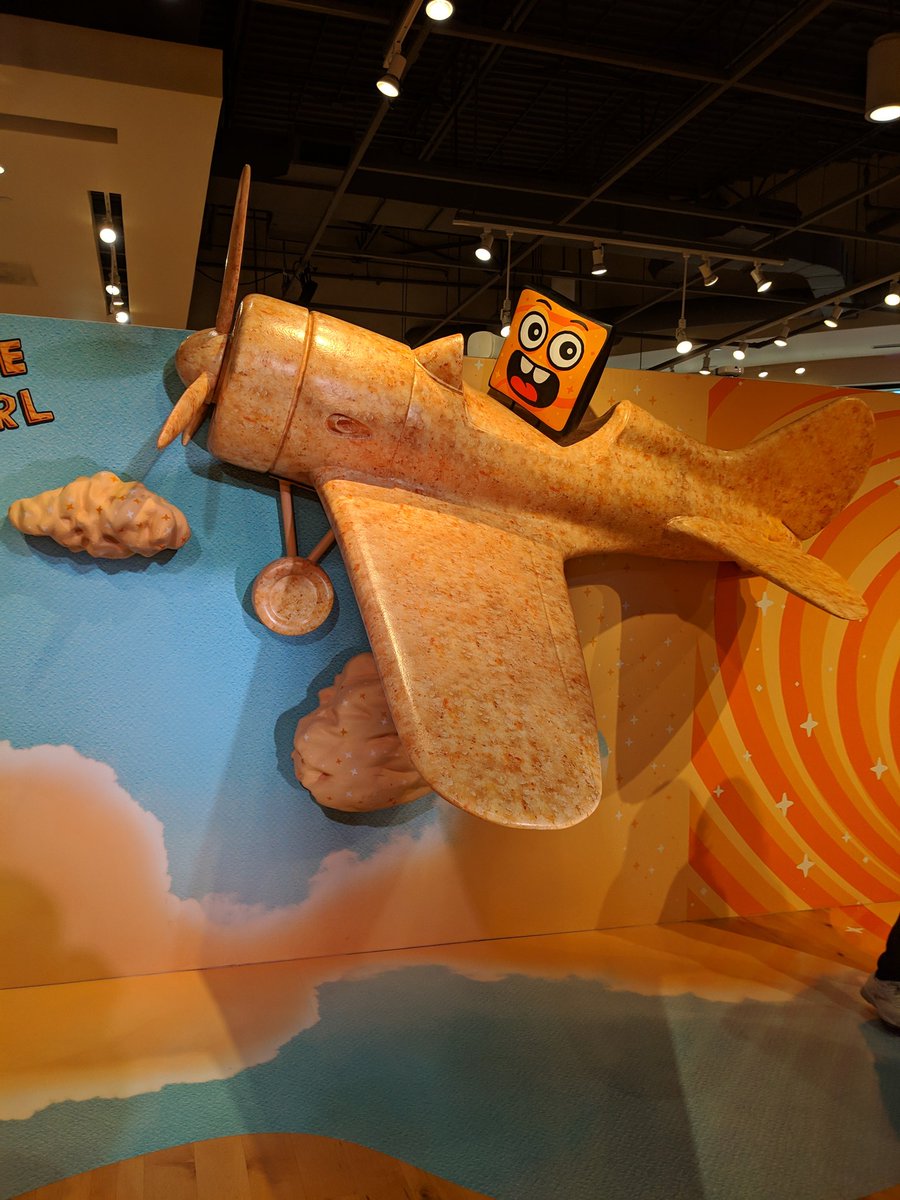 krissyvogel's tweet photo. Explored the #Cinnaverse @BaybrookMall.
This marketing pop up was a lot of fun! https://t.co/zVcHPFrcFa