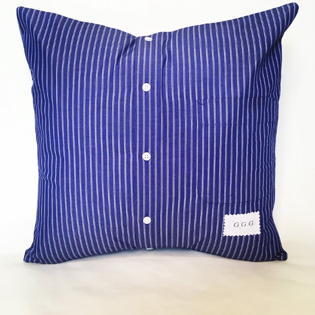 memories_mama's tweet image. Memory Pillows ❤️

#memorypillows #pillows #pillowcovers #inmemoryof #giftideas #memorialgifts #remembrancegift #handmade