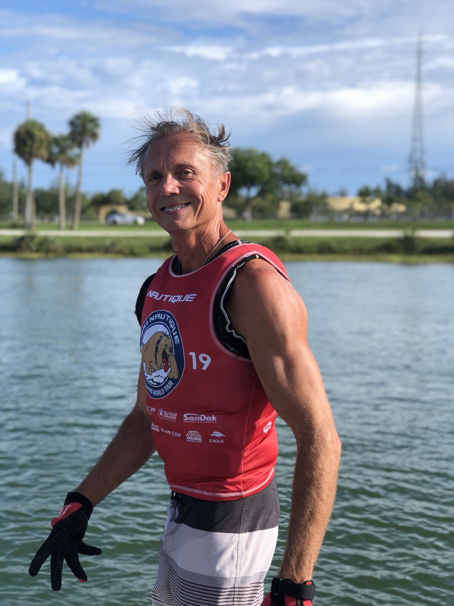 Harald Hintringer (5) advances thru to the Elite 8 with a score of 5@39.