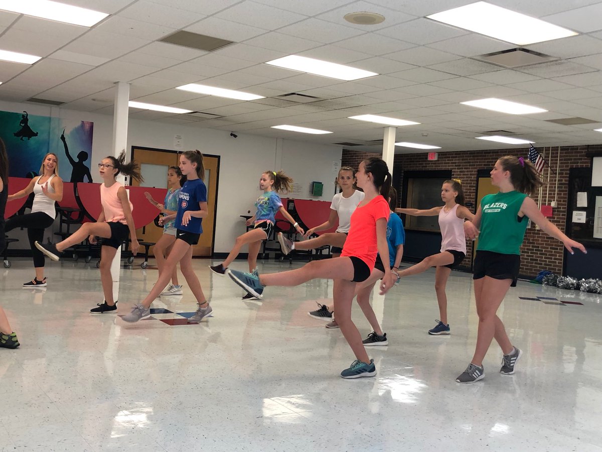 BarnhartBrian's tweet image. You know the new school year is close when the summer Poms Camp performance is in the books! Great job to our Poms Crew!
#WSD101 #McBulldogs101