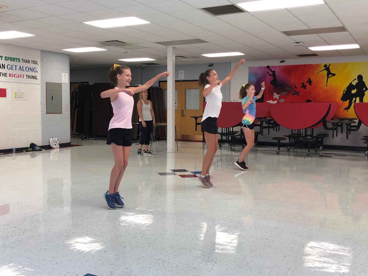 BarnhartBrian's tweet image. You know the new school year is close when the summer Poms Camp performance is in the books! Great job to our Poms Crew!
#WSD101 #McBulldogs101