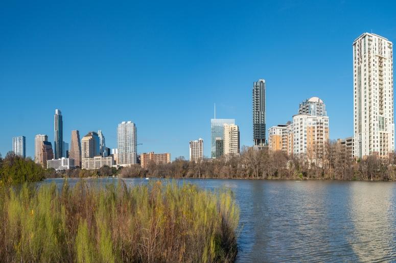 Mix947Austin's tweet photo. Keep Your Pets away from #LadyBirdLake & #RedBudIsle this weekend https://t.co/kwtVxI3RpW @fertbottom https://t.co/fyyzUCkAYD