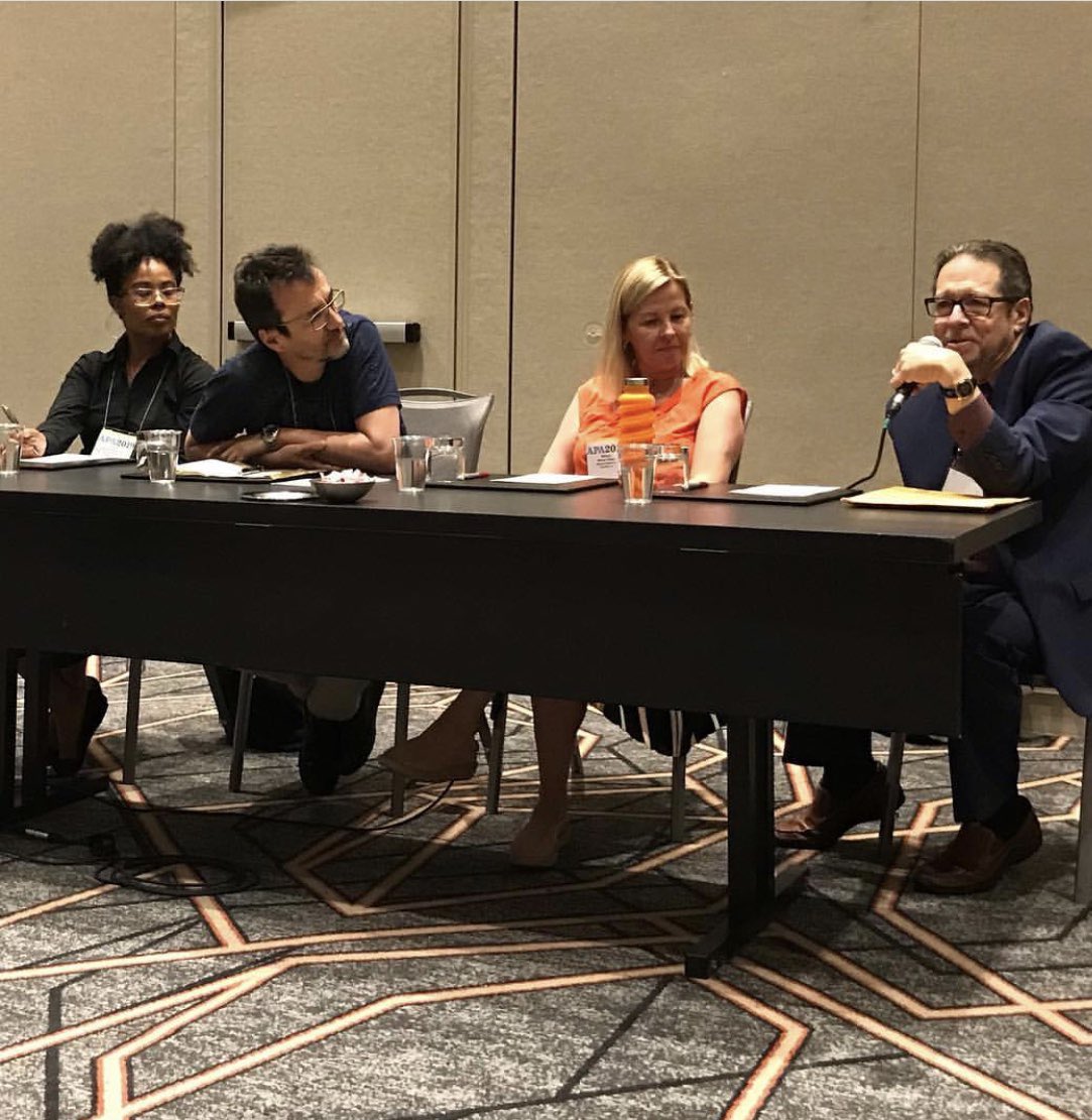 APA_43's tweet photo. Panel of experts in Couple and Family psychology. (L-R) Corinn Elmore, Gonzalo Bacigalupe, Nancy Ruddy, and Robert-Jay Green #familypsychology #apa2019 #div43 #cfp @dr_cae https://t.co/Da7Iwd5FAo