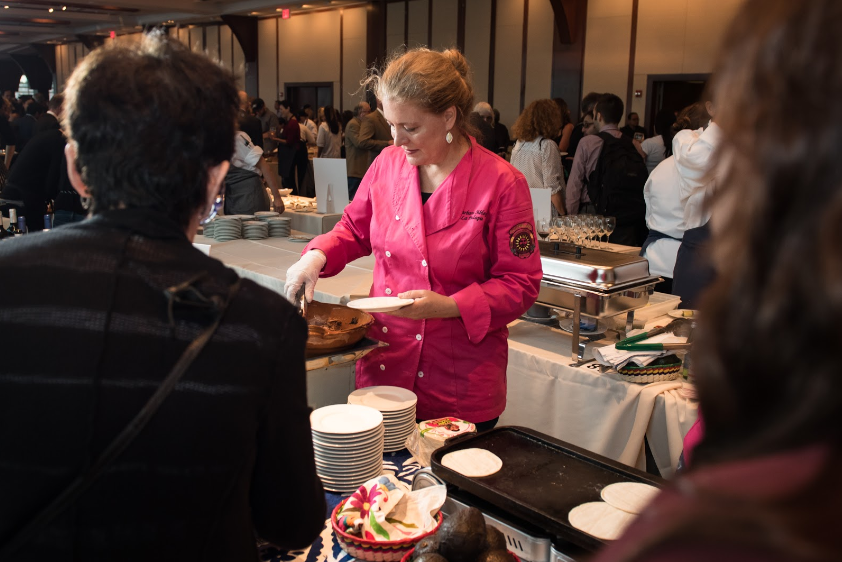 SHARECancerSupt's tweet photo. We're thrilled to have @barbarasibley back as our executive chef! The 16th annual "A Second Helping of Life" is 9/23, so don't miss Barbara &amp; other talented women chefs cook up delicious dishes for a great cause. For more info: https://t.co/MXuEy7p3NK #2ndHelpingShare https://t.co/XnsCyvFjSm