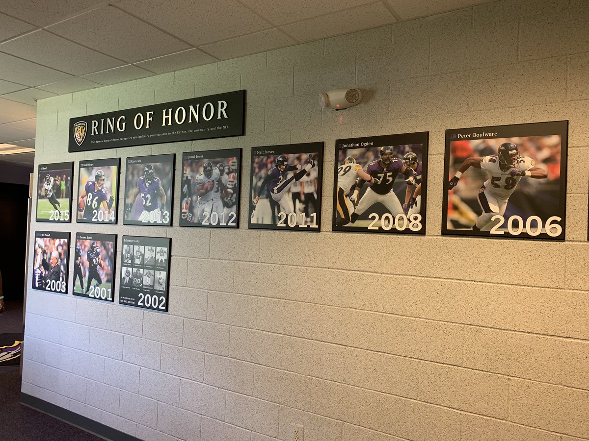 Melanie20735's tweet photo. Great visit to the Xfinity Sponsored Ravens Training Camp and to celebrate a big Ravens win last night!  Love the community spirit the Ravens bring with a great tie in to #XfinityCommunities! Can’t wait to bring more @ComcastBeltway customers Monday to see more practices! https://t.co/tLqND7L23n