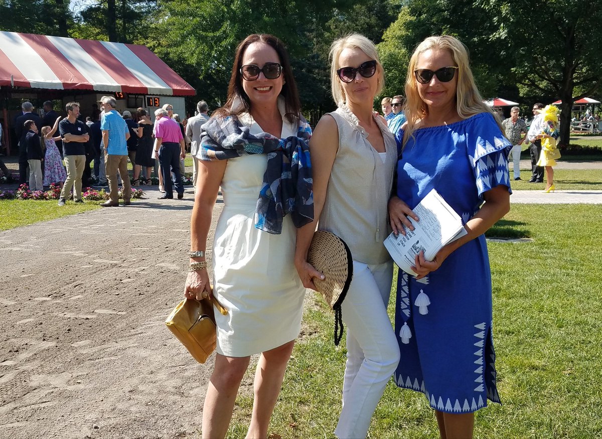 JennOrrBuchanan's tweet photo. When #FunFillies put together better tickets after looking at the horses in the paddock...#WinnerWinnerChickenDinner!! #SaratogaSprings #ChristinaJelm #ChristineAndenaes #HorseRacing #Saratoga https://t.co/QG3fjD6FJo
