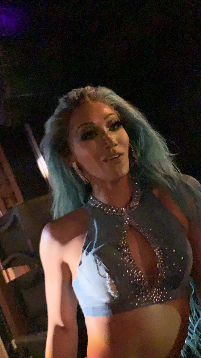 agmatthewblake's tweet photo. Thank you so much for an amazing show @plastiquetiara (and @OddlyYvie of course) I love you so so much. You’re such an idol and inspiration to me. Your beauty is unmatched and your kindness and courage is so special ❤️ #PrettyWeird #PrettyWeirdTour https://t.co/8isFV8GfpW