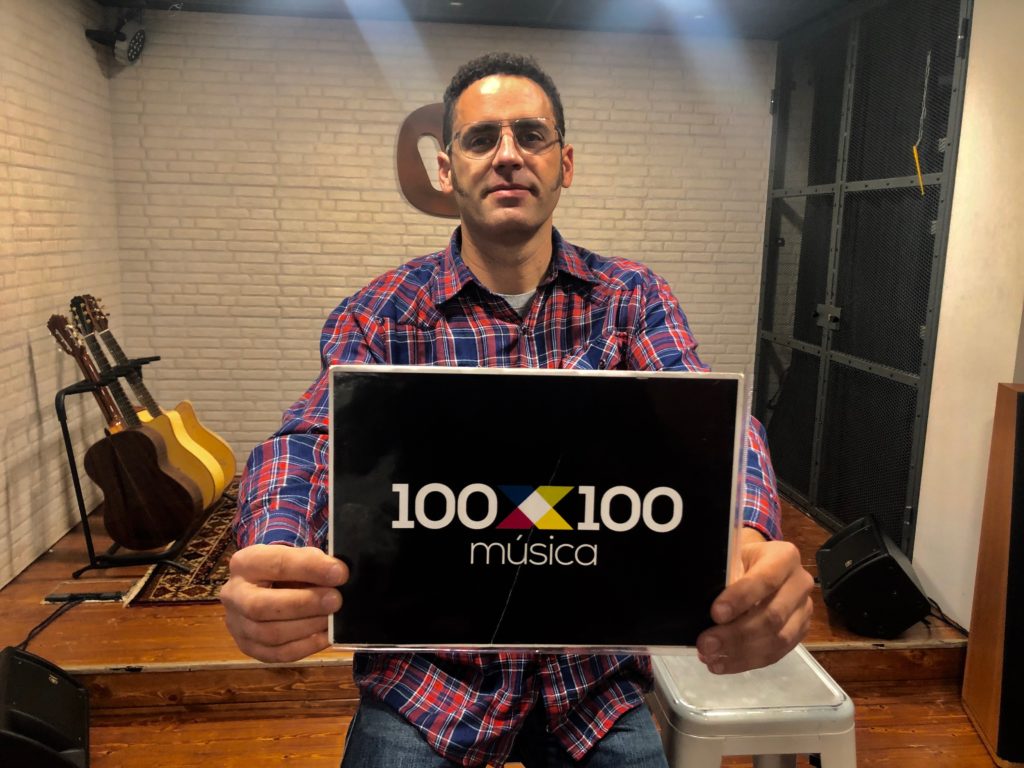 100x100musicaes's tweet photo. De Radio Futura a Machín. Te descubrimos la banda sonora personal de @Depedromusic con nuestro #Testx100: https://t.co/ki8euuuhKb https://t.co/YjMlPrxa8h