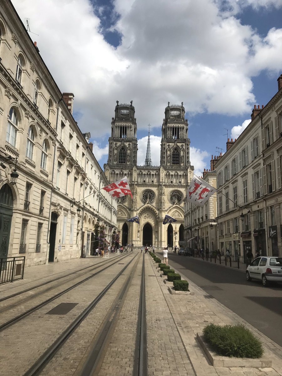 bobmcguire8's tweet photo. 2,400 miles around France & Spain and back home safe n sound the #VFR1200 didn’t miss a beat the #AvonStorms were brilliant and the roads and scenery was fantastic #motorbikes #Euro19 #Pyreenees https://t.co/Oqa81esrNn