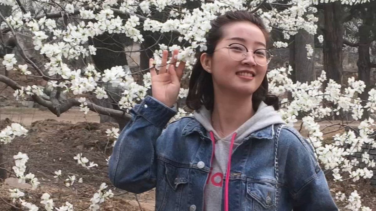 ABC7Chicago's tweet photo. WATCH LIVE: Memorial service held for murdered U of I scholar Yingying Zhang https://t.co/g4yV92EfF7 https://t.co/J7ruVGixez