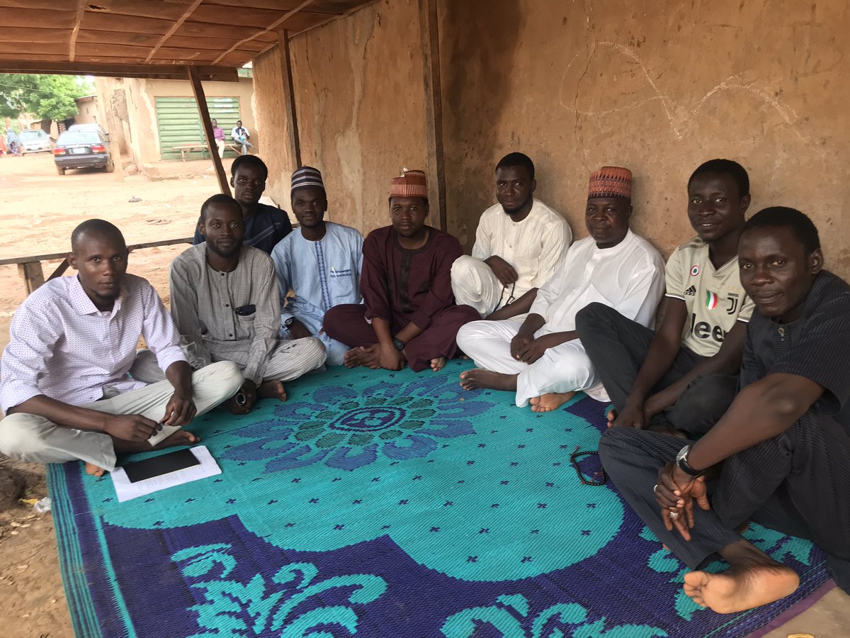 Bukar_Atiyaye's tweet photo. We’re rounding up our visitations to the stakeholders. We’ve successfully visited 90% of them. Healthy environment is essential to healthy life. We’re set to begin Sensitizing our communities as the next step of the project. #WasteToHealth #SDGs #agenda2063 https://t.co/CDk0tcM2XP