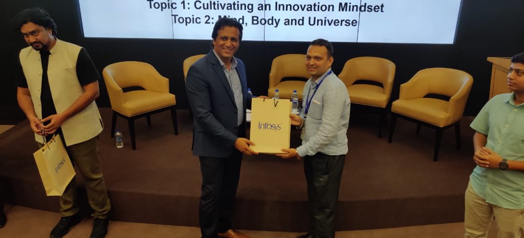 viralnt's tweet photo. Truly #UnboundPotential evening with  #TEDxPune2019 today @infypune It’s packed house infoscions learnt n enjoyed immensely with speakers blazing a trail of inspirational &amp; innovative views @MalviyaRajneesh @pratiklembhe @pravink70 @ashwinnaik @RJSangram #infydiaries @LifeAtInfy https://t.co/SW9Soirh3H