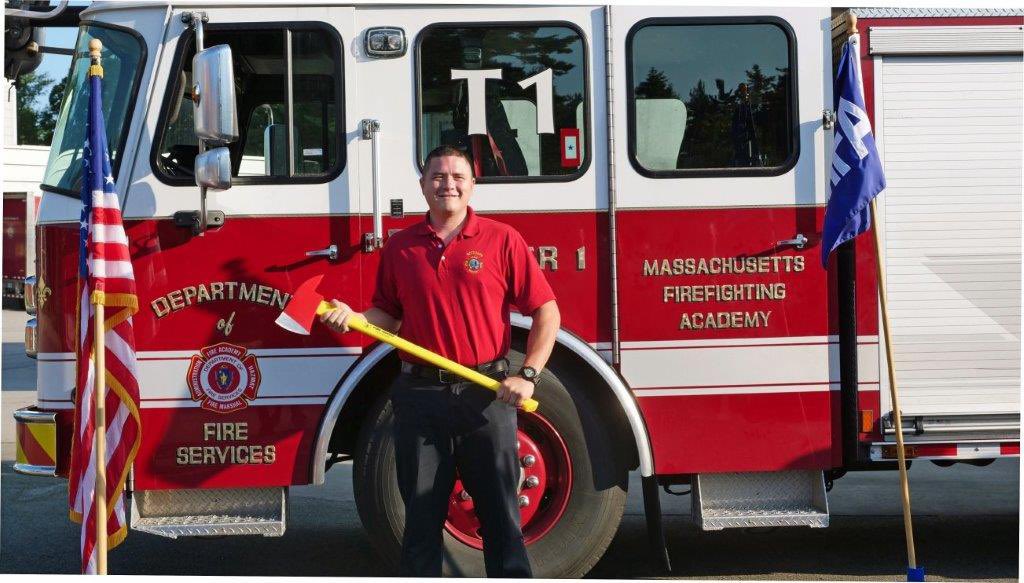 ScituateFire's tweet photo. Congratulations to Firefighter Jordan Sargent who graduated from the Massachusetts Fire Academy earlier today. Jordan spent the past 10 weeks learning the basic skills of being a firefighter and now will return to Scituate to continue to learn his trade. https://t.co/DuRgebQfGZ