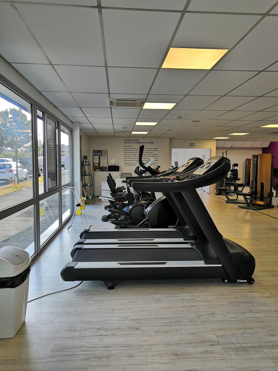 Cathy03200's tweet photo. 3ème et dernière séance de la semaine.... Cela fait un bien fou à la tête et au corps #cardio #abdos #gainage https://t.co/zSPGhkOvfS
