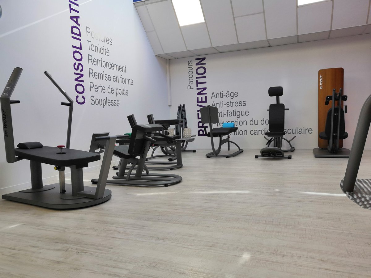 Cathy03200's tweet photo. 3ème et dernière séance de la semaine.... Cela fait un bien fou à la tête et au corps #cardio #abdos #gainage https://t.co/zSPGhkOvfS