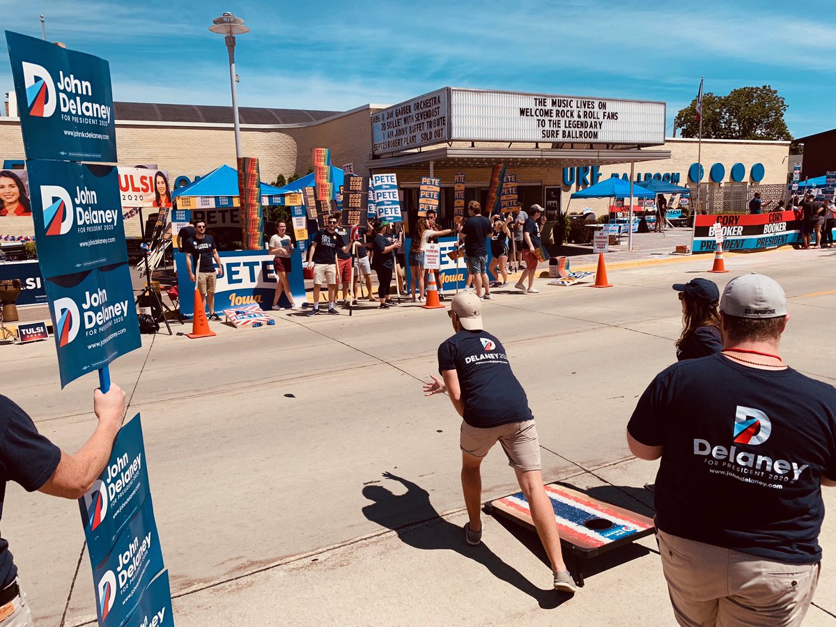 JohnDelaney's tweet photo. Quick round of cornhole with @PeteButtigieg's team before #WingDing #iaCaucus https://t.co/4S0CBMfQKH