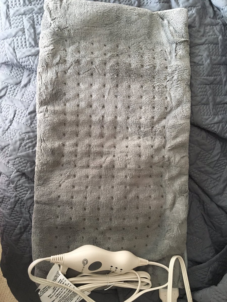 SarahEra9's tweet photo. Seriously the best heating pad I ever used! Helped me so much during my #pregnancy and #postpartum 
https://t.co/LWYguCRmVB #productreview https://t.co/jAKHAtCcAC