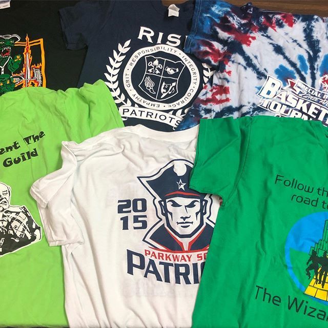 PatriotPride76's tweet photo. Retro t-shirt sale next week. Variety of shirts and sizes from the last 20 years. 3 dollars a shirt cash and carry. #threebills #sweetoldstuff https://t.co/C0VOX1x8cn https://t.co/F0l9AxOGVU