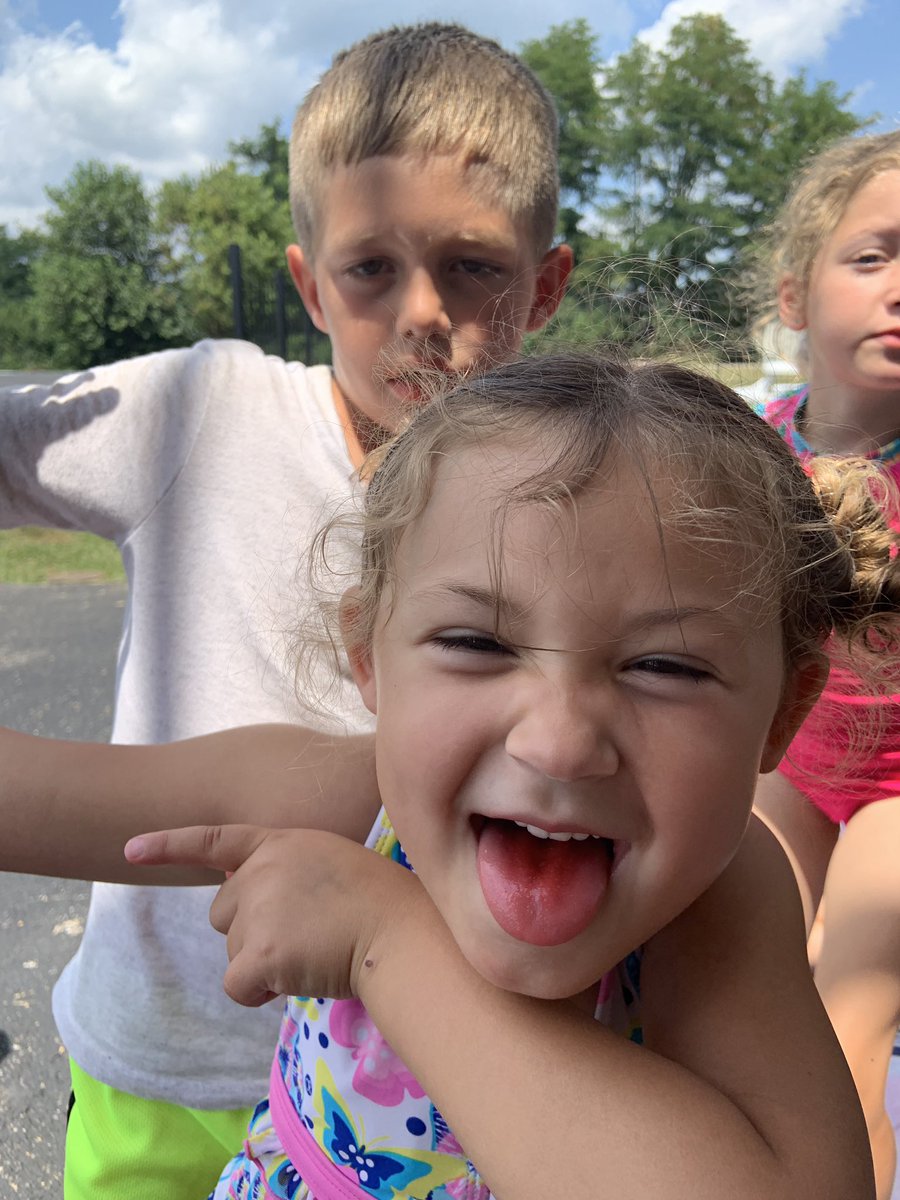 LaFontainePrep's tweet photo. Last day of summer camp!🌈💦💜💕 https://t.co/6cTszZ4B1o