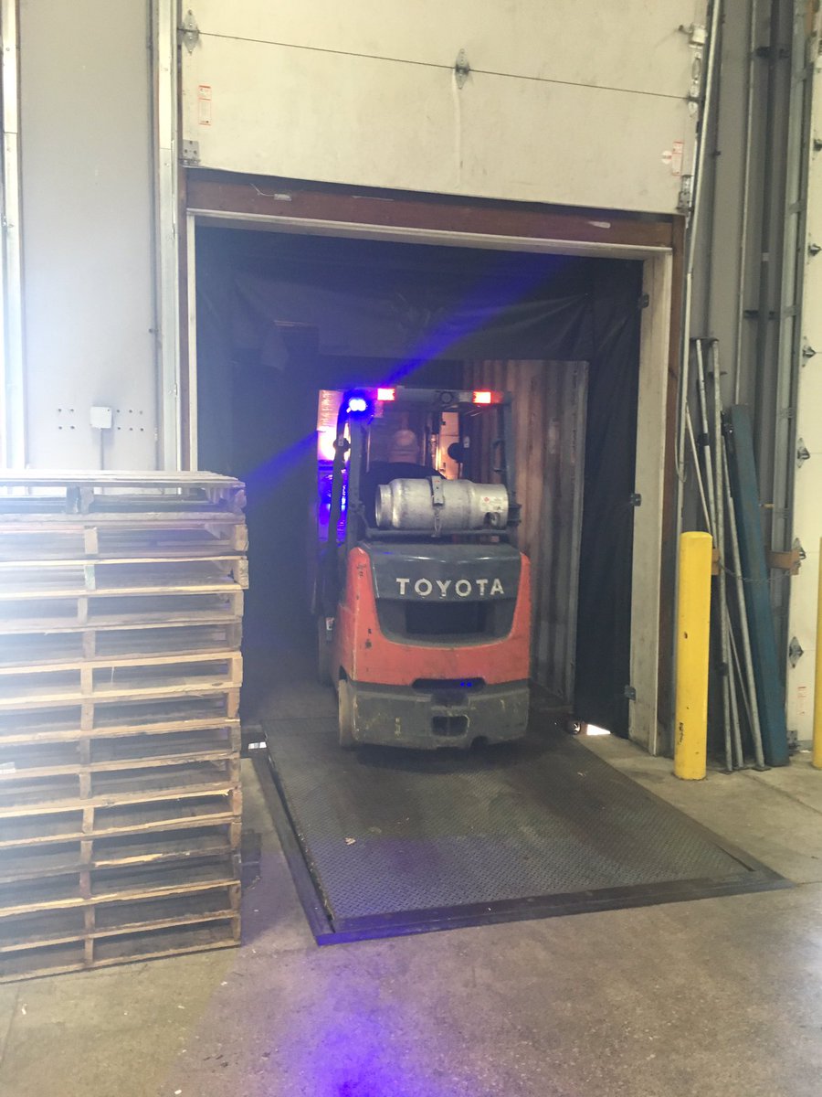 unitedflexible's tweet photo. Loading product!. https://t.co/l1w04j4naQ