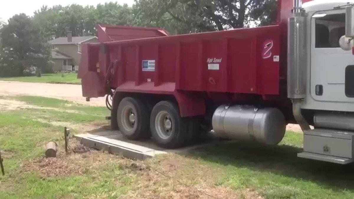 Central City Scale Portable Platform 915 Indicator - modo.ly/31ty384 Now Upgraded with a New User Friendly Data Management System! The Portable Platform Scale is an economical solution to weigh truck axles, single or tandem. Two weights are...