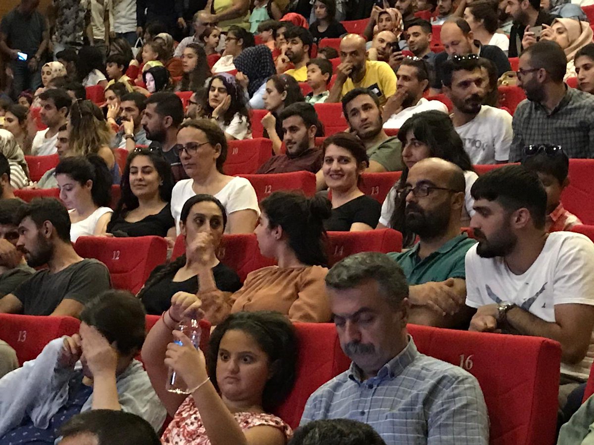 semraguzelhdp's tweet photo. Aramê Dîkran (Aram Tîgran) digot "Tenê deng û huner dimînin û namirin"... Hûnermendê rêzdar, mamosteyê dilpak; tu yê qet nemirî. 

#AramTîgran https://t.co/blOPfbVnYV