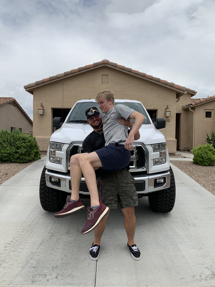 MillerA22m's tweet photo. Saying goodbye to my best friend, going to miss you so much bromigo. Wish you the best of luck, see you soon.✅❄️ https://t.co/nhXpm6mYB7