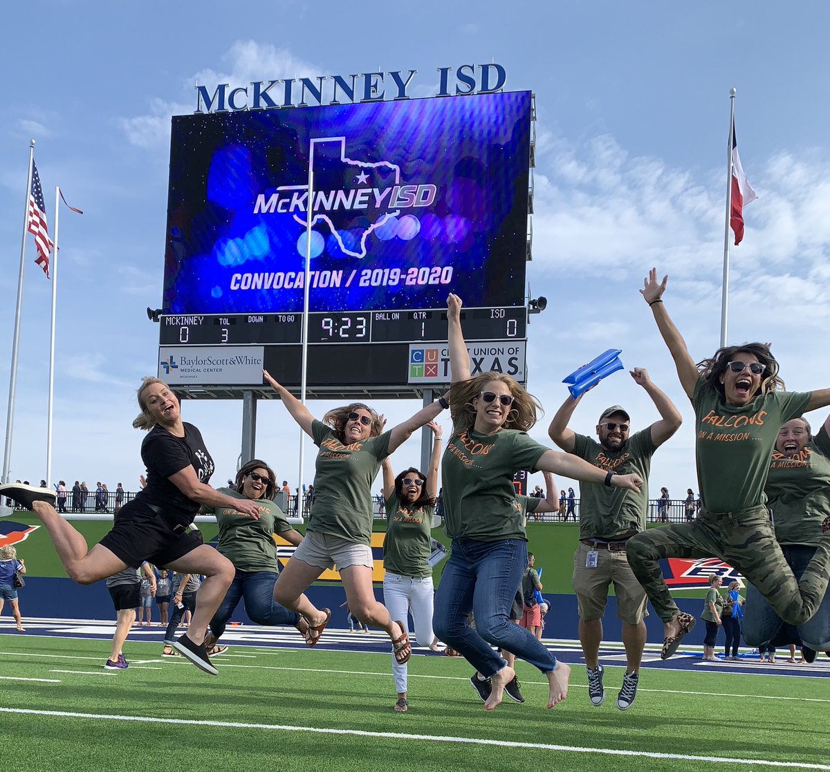 ChristyKelly74's tweet photo. Finch is ALL IN for the new school year!!! #finchfalcons #finchliveskind #mymisd #MISDLivesKind @SaraGonzales09 @ErikaEchegaray @KWarrington411 @adawndria @FinchPe @Mike_Allen_TX @Nifty_5thteach https://t.co/ycaQ6zFHkm