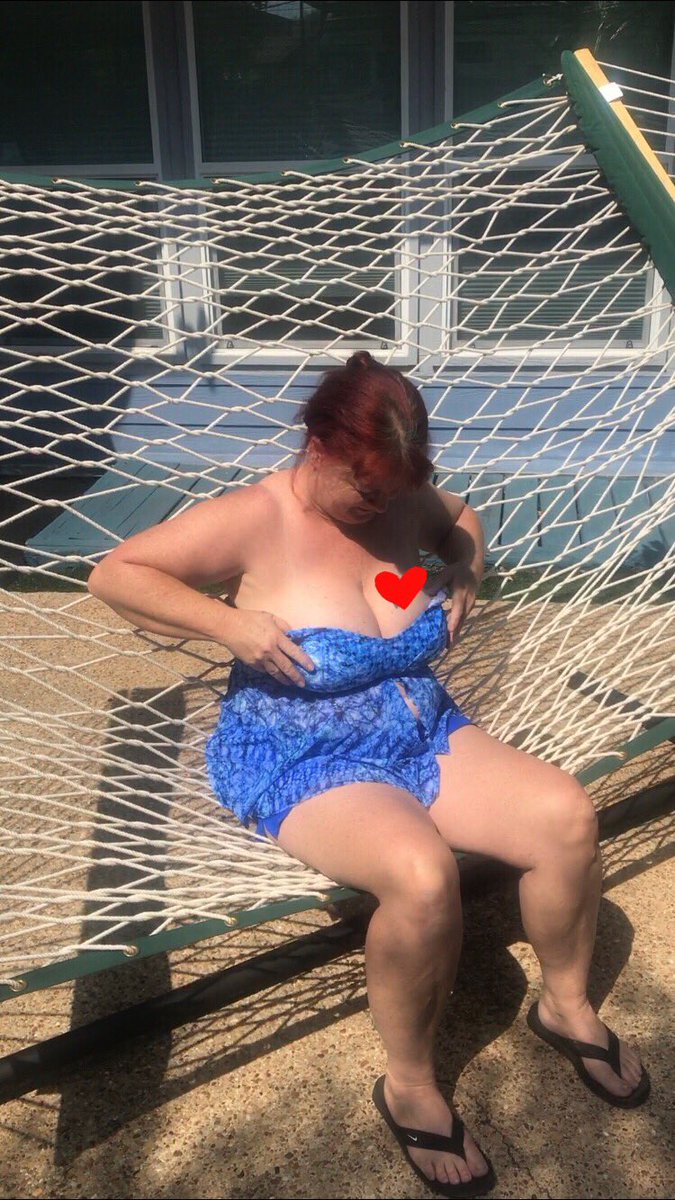 tart409's tweet photo. #36DDD #outsidetits #flashingtits #flashingtitsoutside #naturaltits #realtits #milf #redheadtits #toplessoutside #bigboobs #tits #boobs #flashing #sexywife #hugeboobs #outsideboobs #sexy #naturalboobs #sunnytits #flashingboobs #hugetits #hammocktits #hammockboobs #hammockfun https://t.co/EA7XBi8FU4