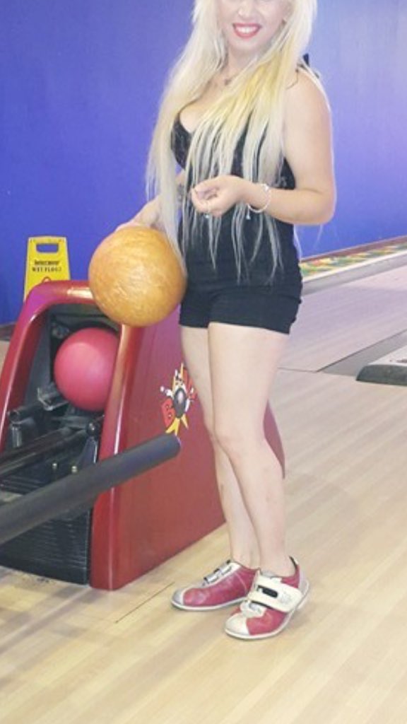 Amına kodum baldız eritiyo giyimiyle beni