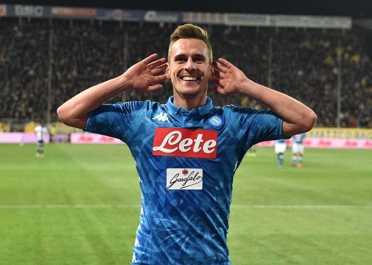sscnapoliES's tweet photo. ✋😃🤚 Así estamos, esperando el homenaje a Roman en La Bombonera  💙💛💙

"Questo è Napoli"

#ForzaNapoliSempre 💙 https://t.co/BnYkaFVX0Q