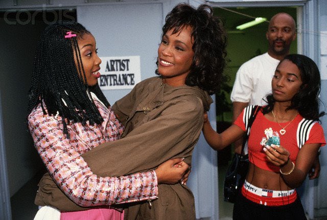 4everTeamBrandy's tweet photo. #fbf: Happy Birthday to ‘The Voice’ 🎙 🎶...

#HappyBirthdayWhitney #WhitneyHouston #Brandy #4everconnected #BrandyandWhitney #TheVoice #VocalBible https://t.co/FQ5FS24iy2