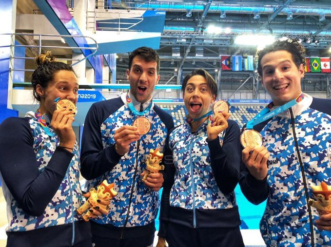 Medalla de Bronce para <a href="/FedeGrabich/">Fede Grabich</a> en relevos de 100m mixtos combinados en los @Lima2019Juegos. Felicitaciones Canalla!!!!!