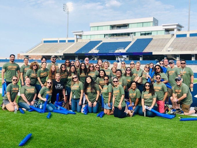 MSullivanFAC's tweet photo. Finch Falcons on a mission!! ❤️ 
#finchfalcons #finchliveskind #mymisd #MISDliveskind https://t.co/v3LBMuDuoZ