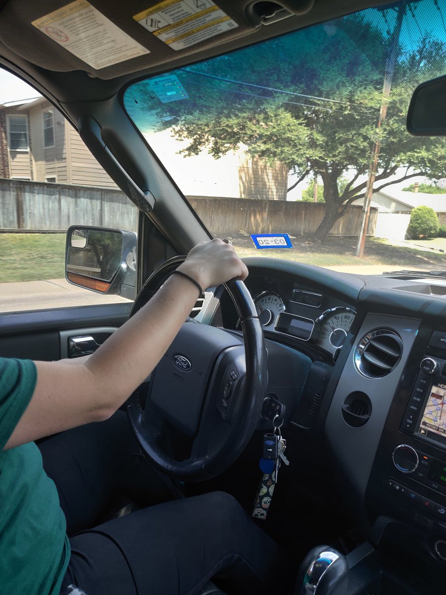 MrsCharles2nd's tweet photo. Our "cool ride" back to school #austinmisd https://t.co/HWeJkZRtdX
