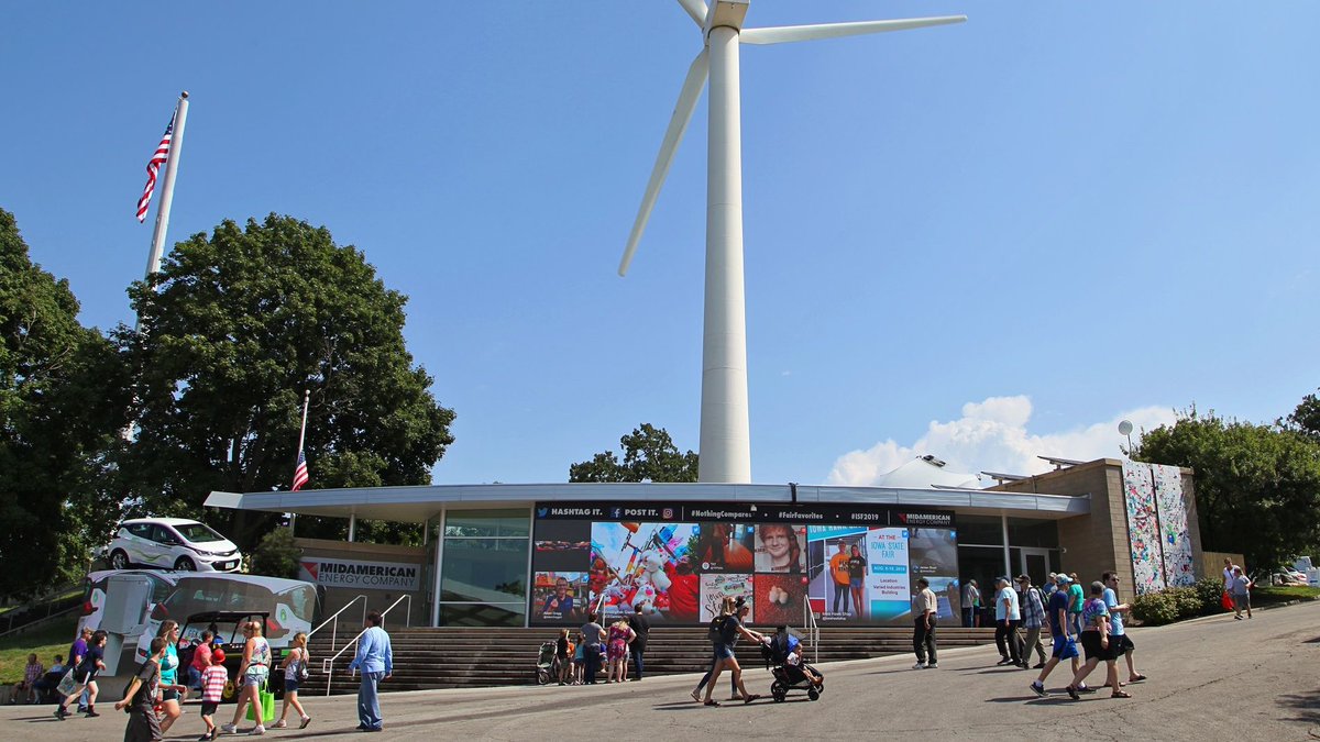 Join us on Expo Hill <a href="/IowaStateFair/">Iowa State Fair</a> to pickup #energyefficiency tips, reusuable totes, robot demonstrations and pics w/ Louie the Lightning Bug &amp; Sniffy the Sniffasaurus. #ISF19 #atyourservice