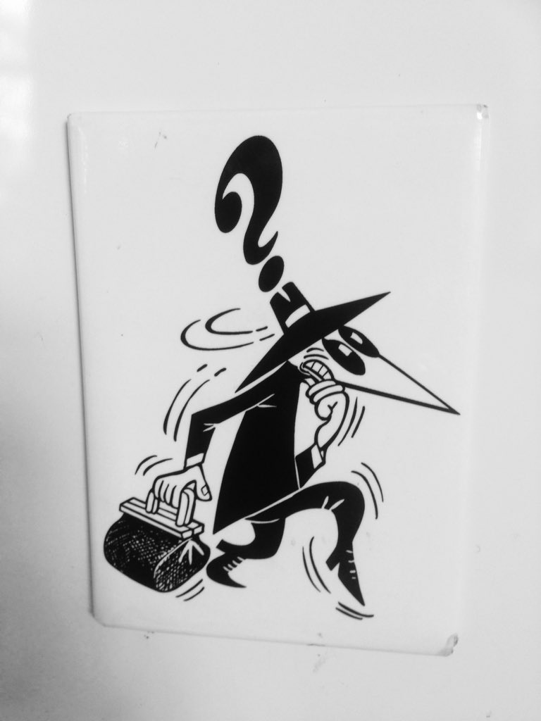 chicaberlin's tweet photo. I'm showing you my favorite magnet on my fridge, Now you show me yours. #spyvsspy #madmagazine #savemadmagazine #antonioprohias https://t.co/mP2EB0TLng