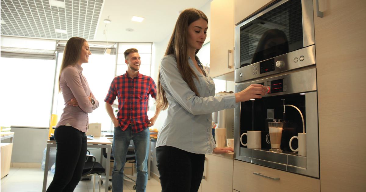 NationalVend's tweet image. Your employees are wanting a coffee program that keeps them fueled all day without the excessive cost. We can help coordinate a coffee program that works with your company. #CoffeeProgram #CorporateCoffee bit.ly/2Kx6BPD